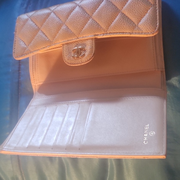 Wallet - Picture 2 of 4